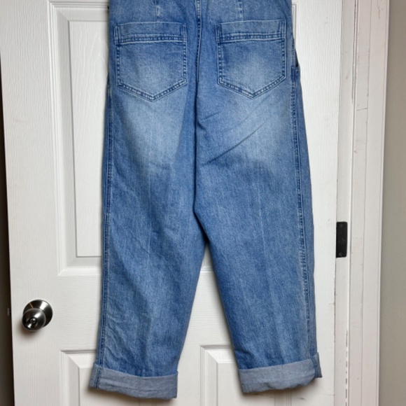 Michael Kors Adorable Balloon Leg Pleated Jeans - Picture 6 of 8